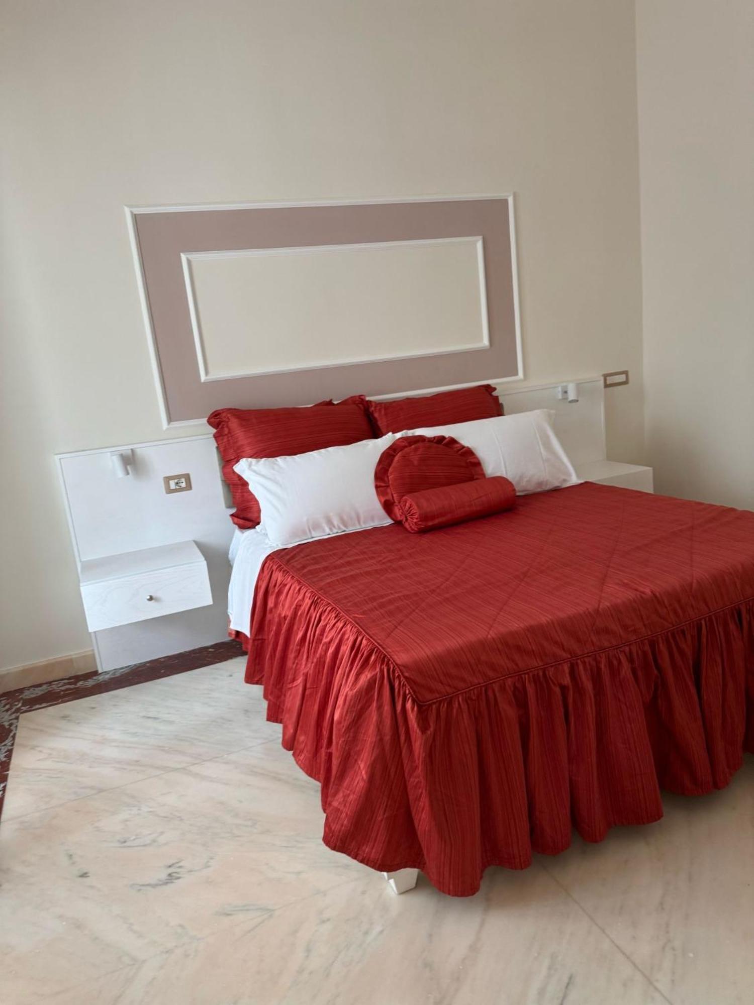 מלון Bernini House נאפולי מראה חיצוני תמונה