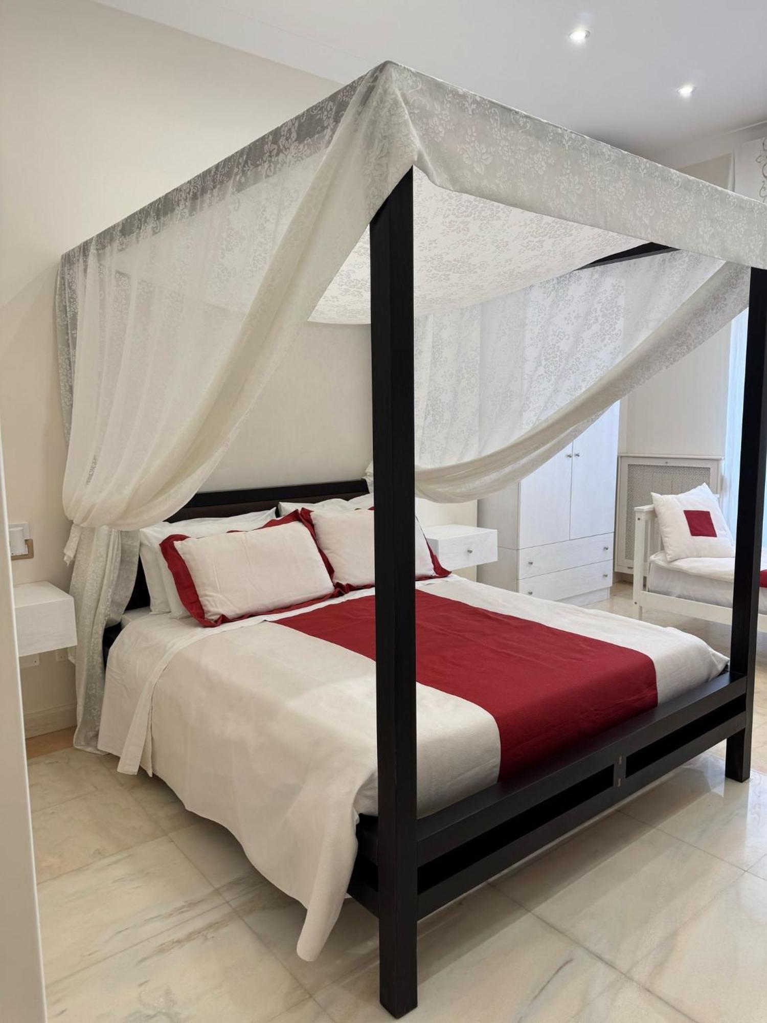 מלון Bernini House נאפולי מראה חיצוני תמונה